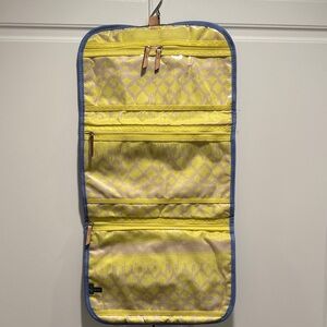 Yellow and Blue Hanging Organizer